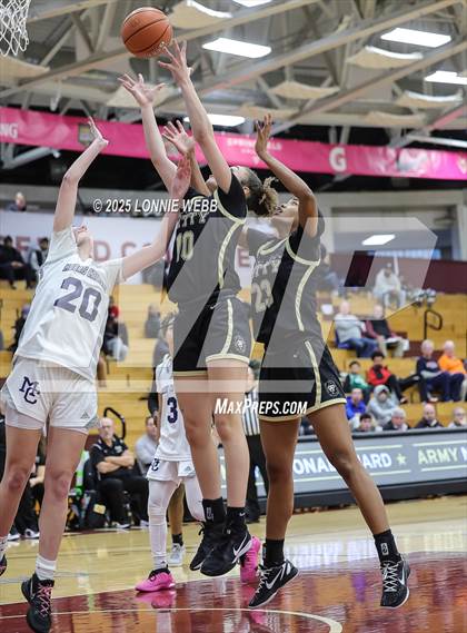 Thumbnail 2 in Archbishop Mitty vs. Morris Catholic (Army National Guard Hoophall Classic) photogallery.