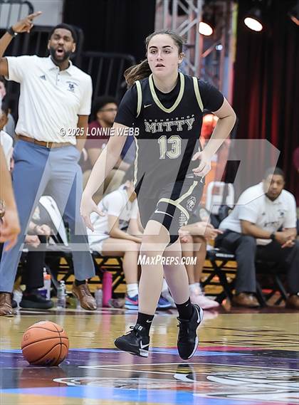 Thumbnail 3 in Archbishop Mitty vs. Morris Catholic (Army National Guard Hoophall Classic) photogallery.