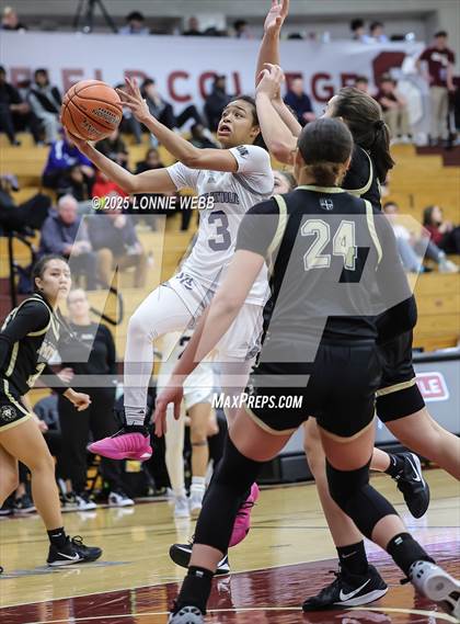 Thumbnail 3 in Archbishop Mitty vs. Morris Catholic (Army National Guard Hoophall Classic) photogallery.
