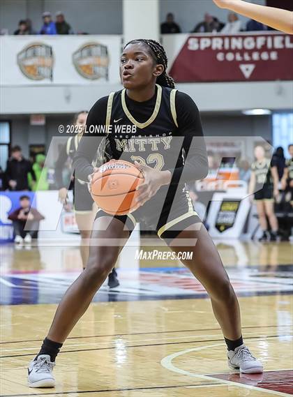 Thumbnail 1 in Archbishop Mitty vs. Morris Catholic (Army National Guard Hoophall Classic) photogallery.