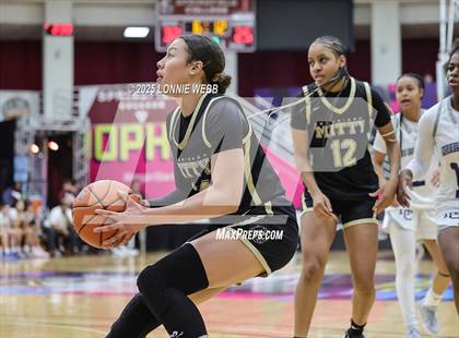 Thumbnail 2 in Archbishop Mitty vs. Morris Catholic (Army National Guard Hoophall Classic) photogallery.