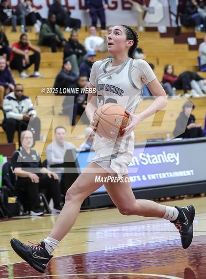 Thumbnail 3 in Archbishop Mitty vs. Morris Catholic (Army National Guard Hoophall Classic) photogallery.