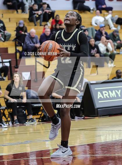 Thumbnail 2 in Archbishop Mitty vs. Morris Catholic (Army National Guard Hoophall Classic) photogallery.