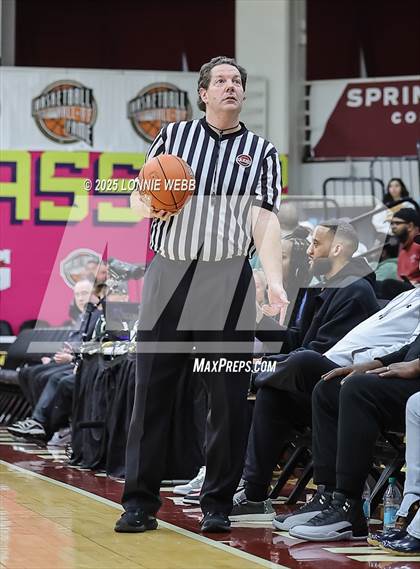 Thumbnail 1 in Archbishop Mitty vs. Morris Catholic (Army National Guard Hoophall Classic) photogallery.