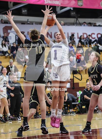 Thumbnail 2 in Archbishop Mitty vs. Morris Catholic (Army National Guard Hoophall Classic) photogallery.