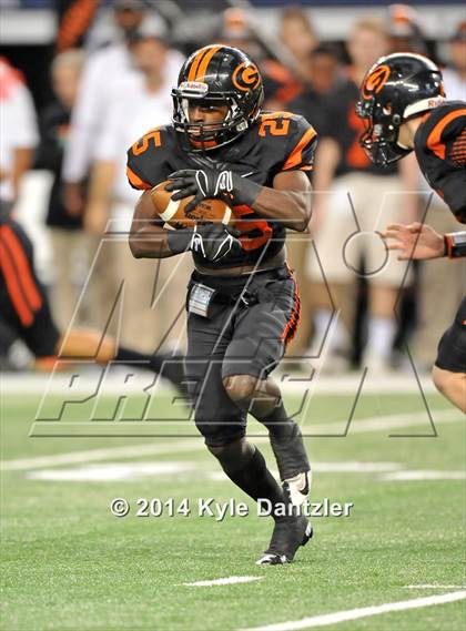 Thumbnail 1 in West Orange-Stark vs. Gilmer (UIL 4A Division 2 Final) photogallery.