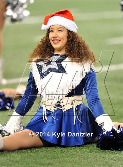 Thumbnail 2 in West Orange-Stark vs. Gilmer (UIL 4A Division 2 Final) photogallery.
