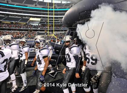 Thumbnail 3 in West Orange-Stark vs. Gilmer (UIL 4A Division 2 Final) photogallery.