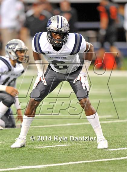Thumbnail 2 in West Orange-Stark vs. Gilmer (UIL 4A Division 2 Final) photogallery.