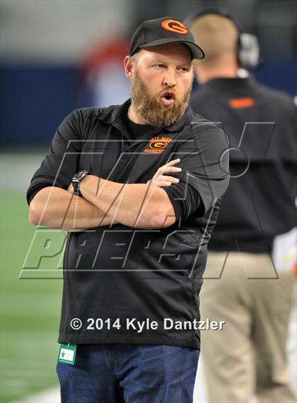 Thumbnail 2 in West Orange-Stark vs. Gilmer (UIL 4A Division 2 Final) photogallery.
