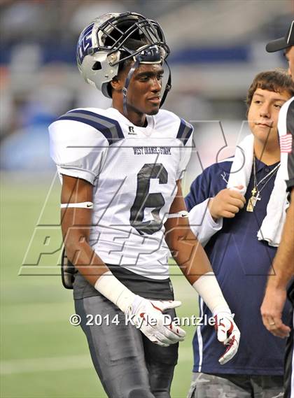 Thumbnail 3 in West Orange-Stark vs. Gilmer (UIL 4A Division 2 Final) photogallery.