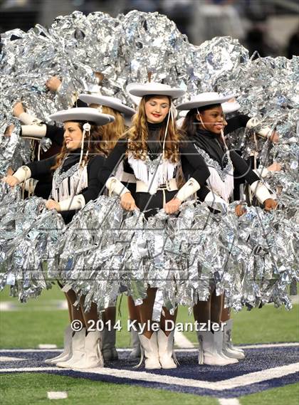 Thumbnail 1 in West Orange-Stark vs. Gilmer (UIL 4A Division 2 Final) photogallery.