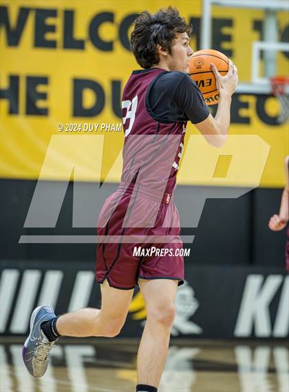 Thumbnail 3 in Servite vs. Laguna Beach photogallery.