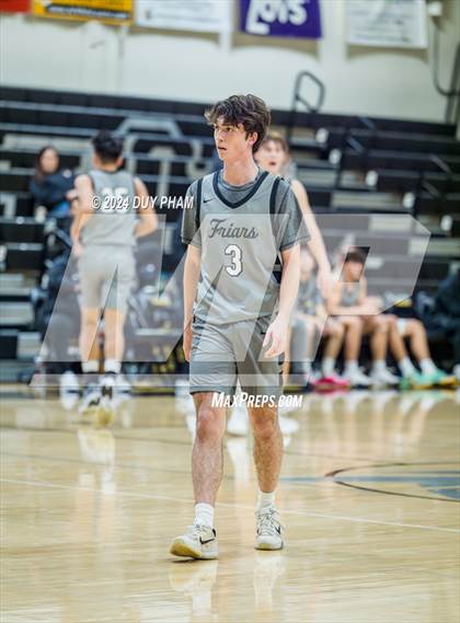 Thumbnail 2 in Servite vs. Laguna Beach photogallery.