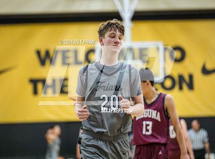 Thumbnail 1 in Servite vs. Laguna Beach photogallery.