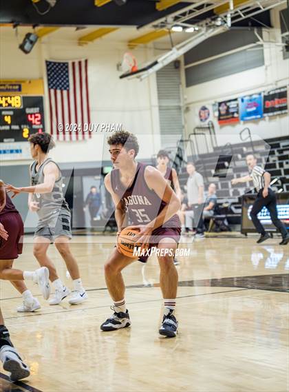 Thumbnail 3 in Servite vs. Laguna Beach photogallery.