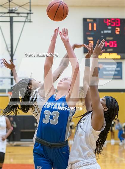 Thumbnail 3 in Hamilton Southeastern @ Warren Central photogallery.
