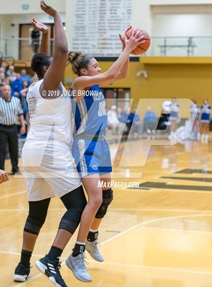 Thumbnail 1 in Hamilton Southeastern @ Warren Central photogallery.