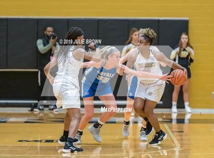 Thumbnail 3 in Hamilton Southeastern @ Warren Central photogallery.