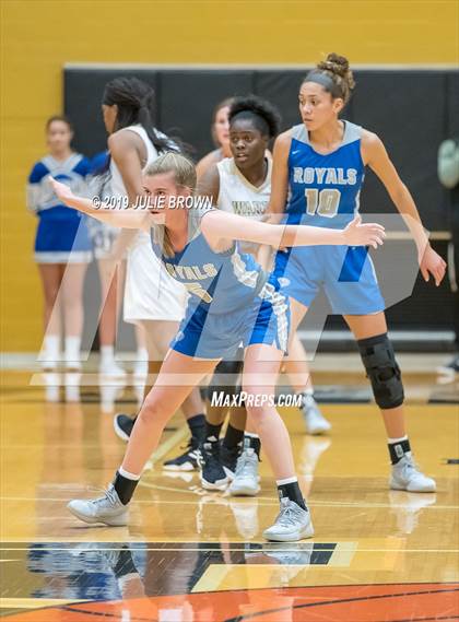 Thumbnail 2 in Hamilton Southeastern @ Warren Central photogallery.