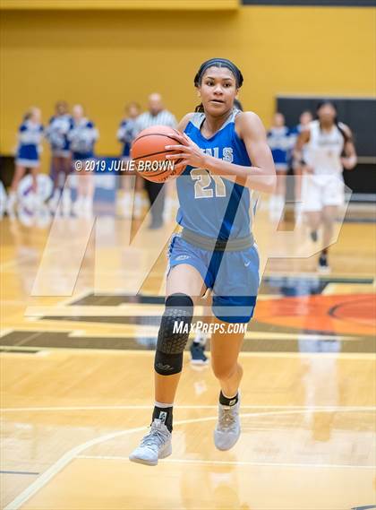 Thumbnail 2 in Hamilton Southeastern @ Warren Central photogallery.