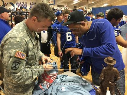 Thumbnail 1 in Sedro-Woolley TOC Ceremony photogallery.