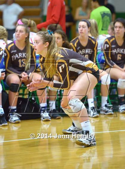 Thumbnail 2 in Parker vs. Long Beach Poly (Durango Fall Classic) photogallery.