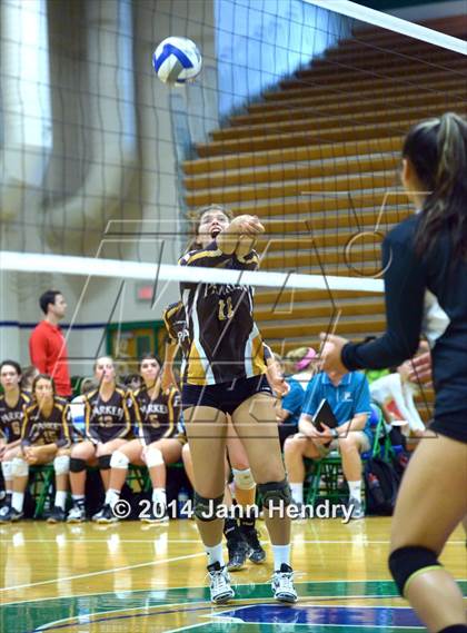 Thumbnail 2 in Parker vs. Long Beach Poly (Durango Fall Classic) photogallery.