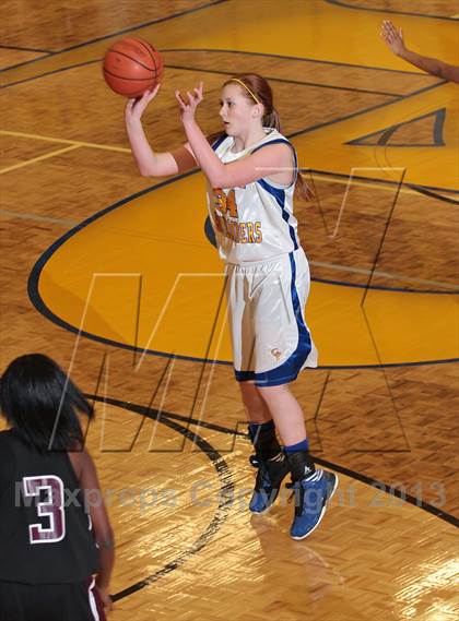 Thumbnail 2 in Fulton @ Gatlinburg-Pittman (D3AA District Championship) photogallery.
