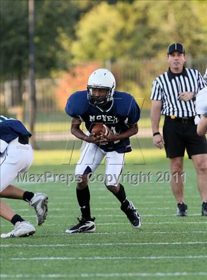 Thumbnail 3 in Stony Point JV Gold @ McNeil JV Soph (9/30/2010) photogallery.
