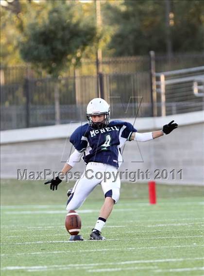 Thumbnail 2 in Stony Point JV Gold @ McNeil JV Soph (9/30/2010) photogallery.