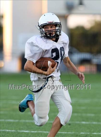 Thumbnail 1 in Stony Point JV Gold @ McNeil JV Soph (9/30/2010) photogallery.