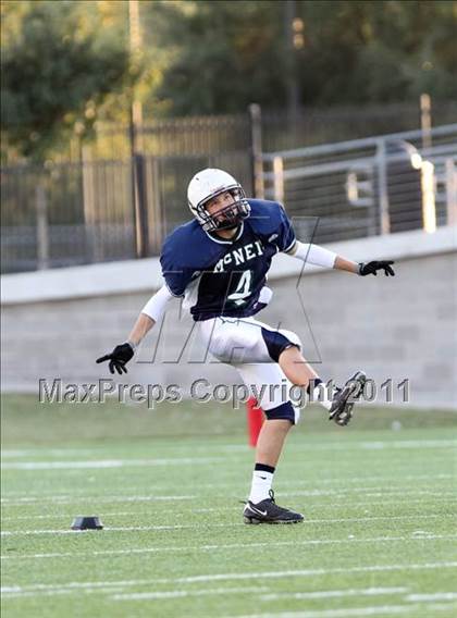 Thumbnail 2 in Stony Point JV Gold @ McNeil JV Soph (9/30/2010) photogallery.