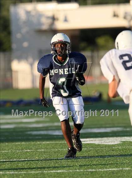 Thumbnail 3 in Stony Point JV Gold @ McNeil JV Soph (9/30/2010) photogallery.