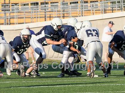 Thumbnail 3 in Stony Point JV Gold @ McNeil JV Soph (9/30/2010) photogallery.