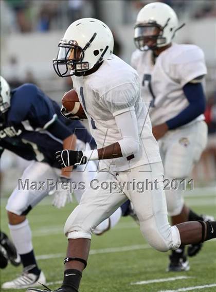Thumbnail 3 in Stony Point JV Gold @ McNeil JV Soph (9/30/2010) photogallery.