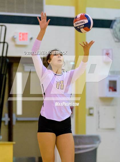 Thumbnail 2 in Clemens @ Seguin photogallery.