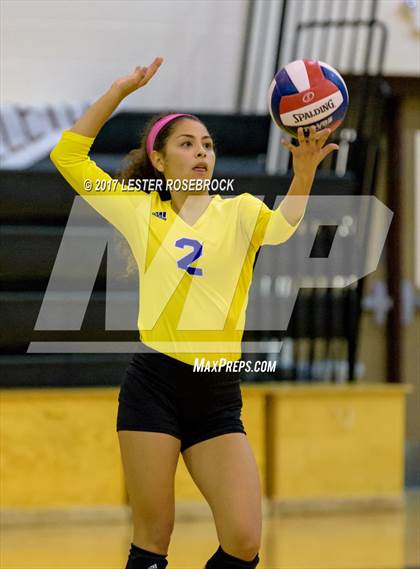 Thumbnail 3 in Clemens @ Seguin photogallery.