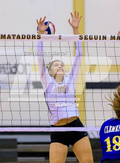 Thumbnail 3 in Clemens @ Seguin photogallery.