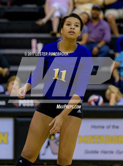Thumbnail 1 in Clemens @ Seguin photogallery.