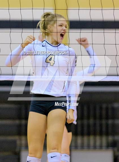Thumbnail 3 in Clemens @ Seguin photogallery.