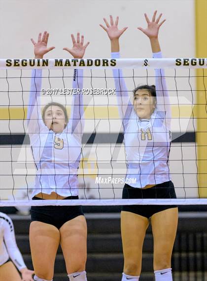 Thumbnail 1 in Clemens @ Seguin photogallery.