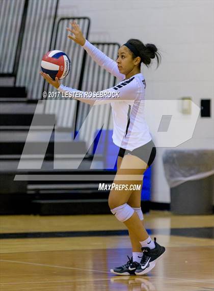 Thumbnail 3 in Clemens @ Seguin photogallery.