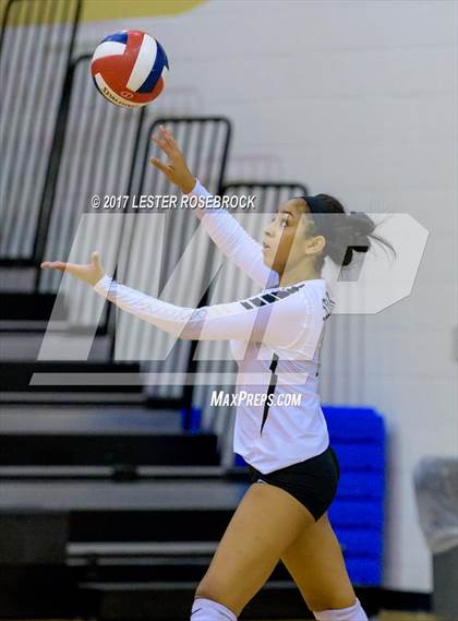 Thumbnail 1 in Clemens @ Seguin photogallery.