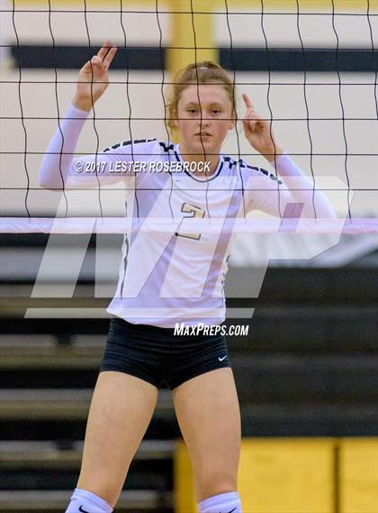 Thumbnail 3 in Clemens @ Seguin photogallery.