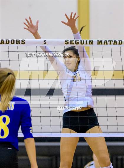 Thumbnail 1 in Clemens @ Seguin photogallery.