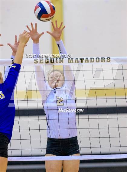 Thumbnail 2 in Clemens @ Seguin photogallery.