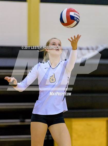 Thumbnail 3 in Clemens @ Seguin photogallery.