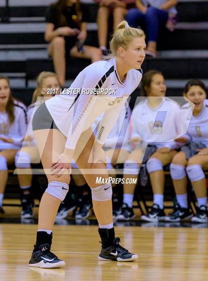 Thumbnail 2 in Clemens @ Seguin photogallery.