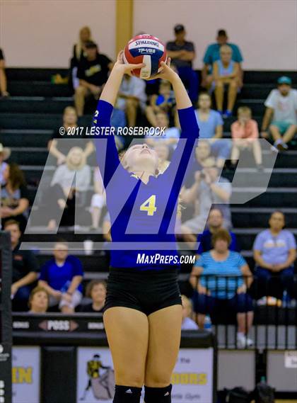 Thumbnail 1 in Clemens @ Seguin photogallery.